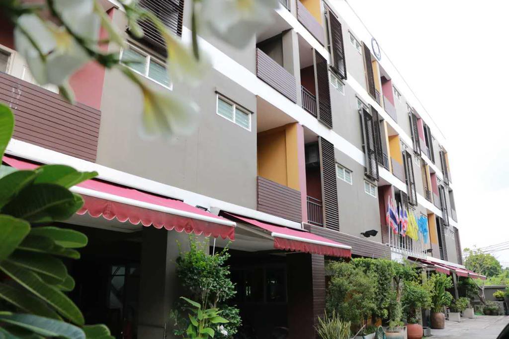 Namnon Place Nonthaburi Exterior photo